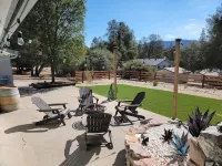 Cozy Home Near Park Entrance, Bass Lake, Restaurants & Shops