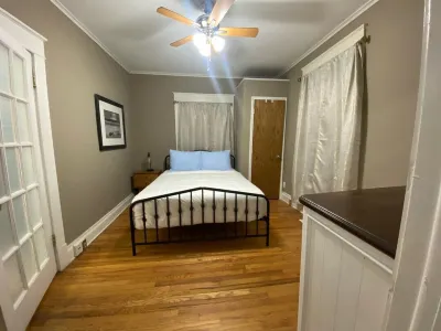 West Plaza Cozy Comfort Unit A Hotels near Fine Stitch LLC