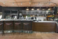 Courtyard Buffalo Airport - bar