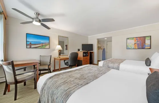 雷鳥林屋貝斯特韋斯特酒店