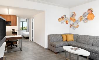 DoubleTree Suites 사진