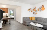 DoubleTree Suites by Hilton Phoenix Hotels in der Nähe von ASU Grant Street Studios