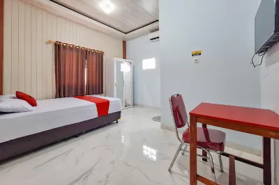 RedDoorz Syariah at Borba Kesepuhan Cirebon Hotel dekat Masjid Agung Sang Cipta Rasa