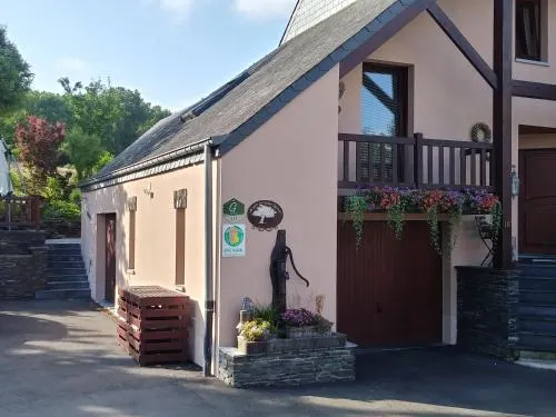 波米爾杜爾全酒店