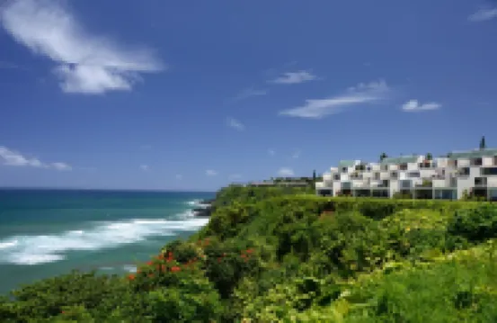 Puu Poa - Magnificent Oceanfront Condo