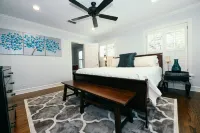 Remodeled Aggieland Historic Home/Gameday Retreat Hotels near Rock Prairie Crossing