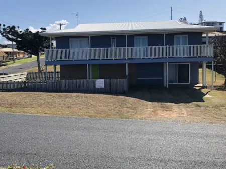 Star of the Sea Отели в г. Эму Парк