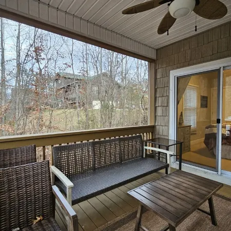 Welcome to Hidden Haven – A Spacious Lakeside Retreat