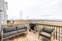 Scenic Views with Game Room