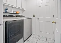 Spacious 3 BR Casa near UC Merced with Pool Hotels near Applegate park - Rotary Scout Hut