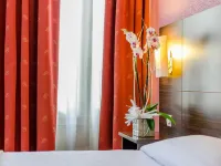 Hotel Arc Paris Porte d'Orléans - 3-Star