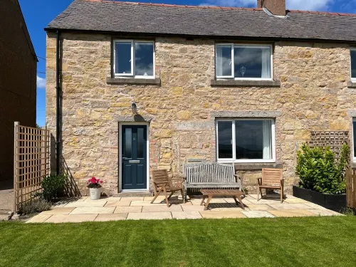 Beautiful stone cottage on the stunning Northumbrian coast.