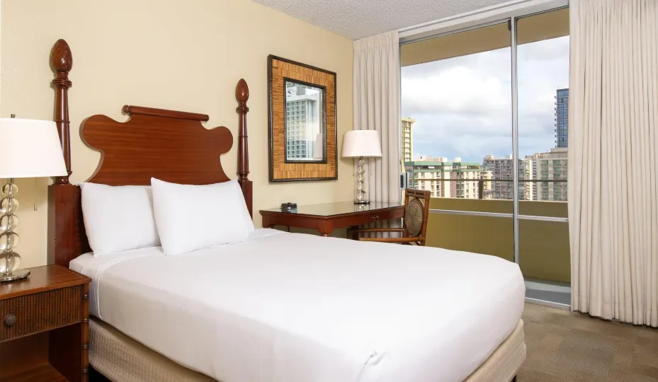 Ohia Waikiki Studio Suites