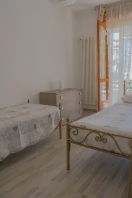 Large Three-room Apartment in a Strategic Position