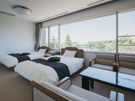 Aso Kumamoto Airport Hotel Eminence Отели рядом с достопримечательностью «Mt. Tawara»