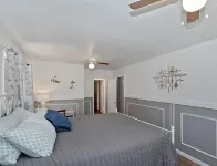 Stunning Lake View Cabin with a 240 degree view of Lake Gregory, Sleeps 8