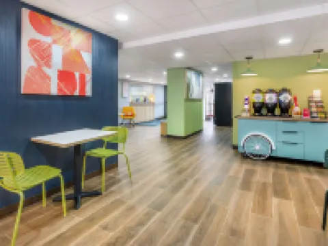 Spark by Hilton Roanoke Airport โรงแรมในโรอาโนค