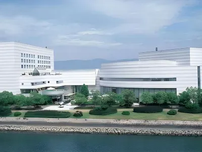 Hiroshima City Bunka Koryu Kaikan Hôtels à : 