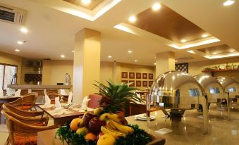 Crown Regency Prince Resort