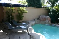 45 Broadway Lodge Hotels in Durban North