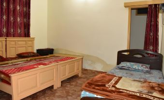 Snow Land Hotel Kaghan