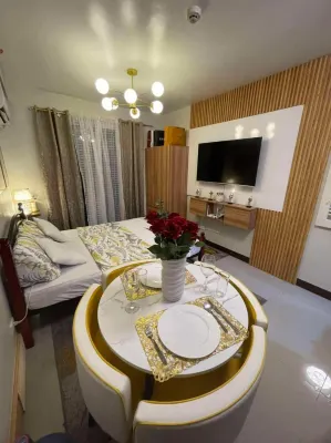 Luxury Condo-Sea View- Near Beach