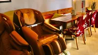 Zillion Pavilion Family & Business Hotel Hotels in Mataasnakahoy