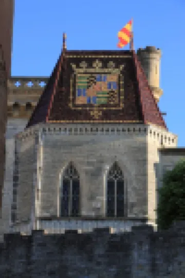 Apartment located in the heart of the historic city - 50 m from Place aux Herbes