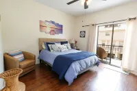 LONG TERM RENTALS...Sleeps 10...OFFERING DISCOUNTS…walk to Hotel & Amenities!