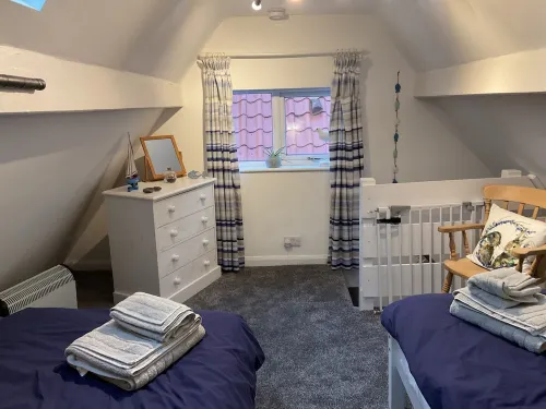 Periwinkle Cottage, comfortable holiday cottage in central Whitby