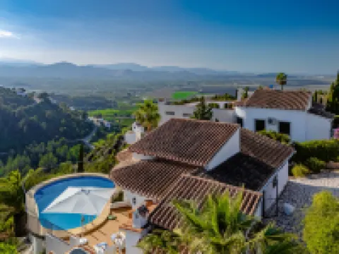 Casa Petra Hoteles en Pego