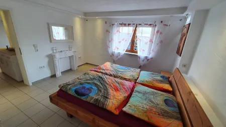 Moderne, Top Ausgestattete, Ruhige, Barrierefreie Ferienwohnung Отели в г. Нонвайлер