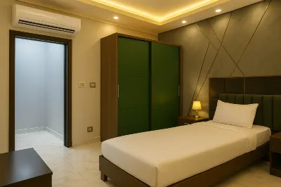 Three-Bedroom Family Chalet with Living Room Hotels in 