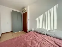 Modern Seaside Flat by the Pool