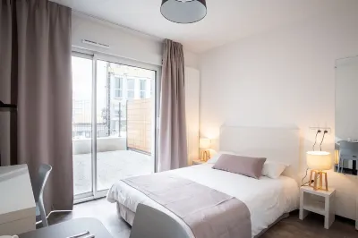 Student Factory Bordeaux Armagnac Hotels near Centre Commercial Régional Rives d’Arcins