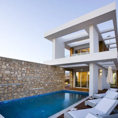 Paradise Cove Luxurious Beach Villas