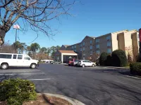 Quality Suites Atlanta Airport East - parking