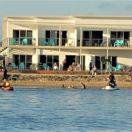 Ulverstone River Edge HolidayApartments