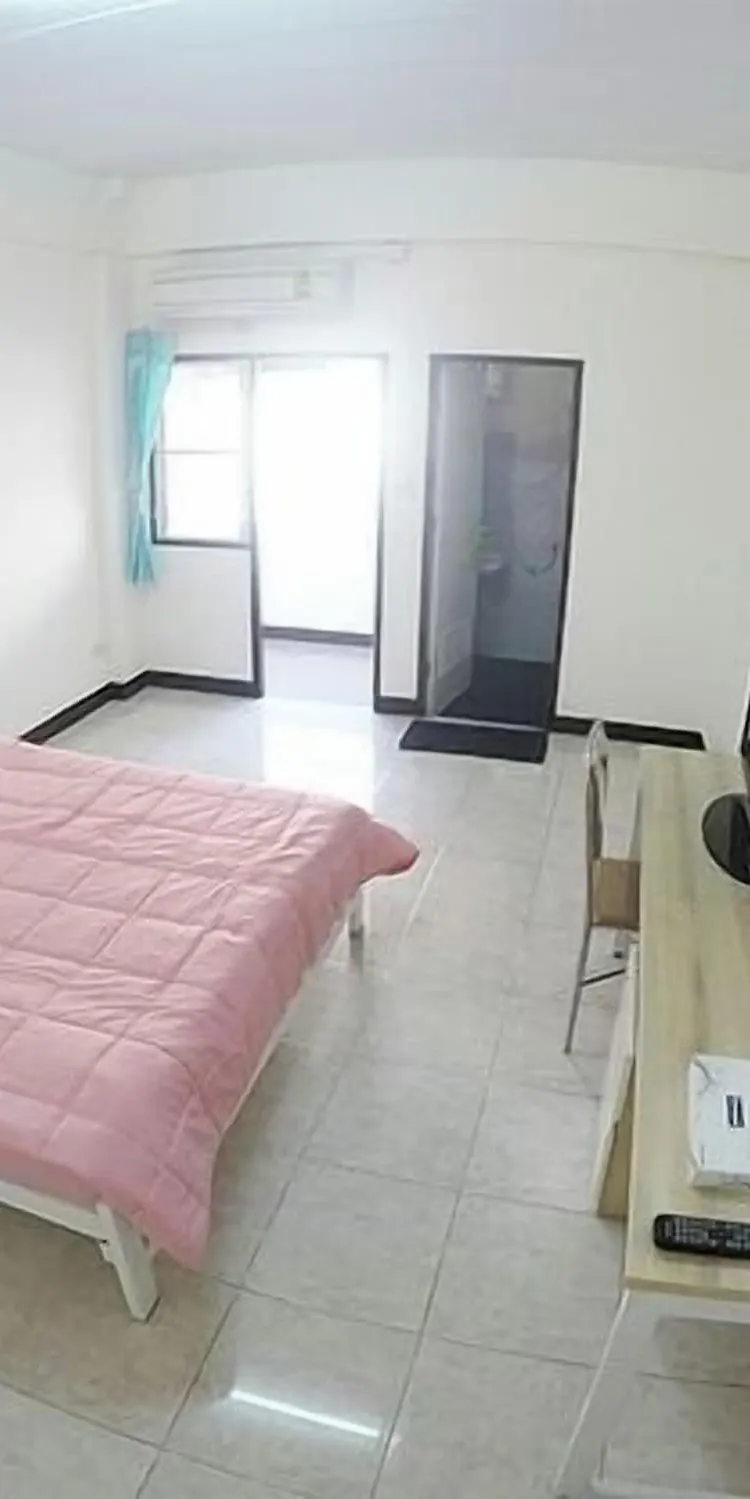 ห้องสแตนดาร์ด เตียงใหญ่ 1 เตียง