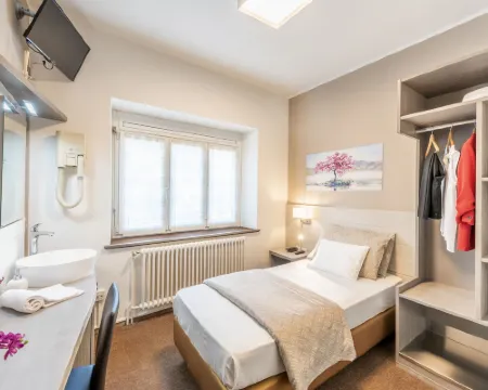 Albergo Ristorante Svizzero Hotels in Capolago