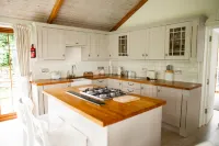 The Anchorage & the Tackleshed Hotels in Llancarfan