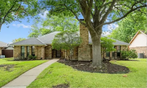 Charming Stylish 4-bedroom house with in serene Allen