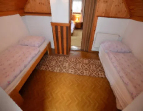 馬拉斯卡拉滑雪場附近的小木屋