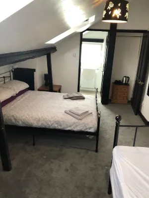 The White Hart Inn Hotels in Twickenham