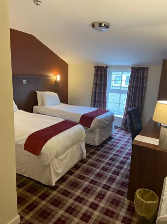 Scone Arms Hotel Отели в г. Скон