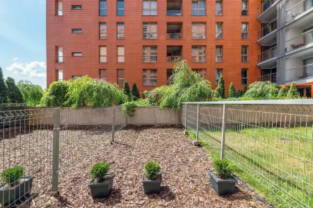 Downtown Apartments Aura - Riverside & Parking Отели рядом с достопримечательностью «Ratusz Głównego Miasta»