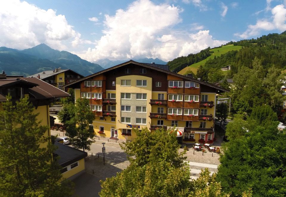 hotel overview picture