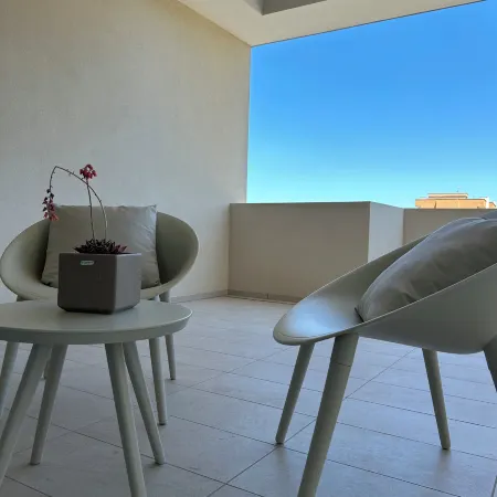 Golden Suites 2