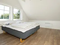 Charming 4-person Getaway- Type 7