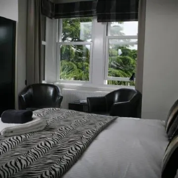 Townhouse Rooms